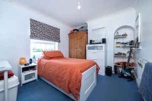 Bedroom- click for photo gallery